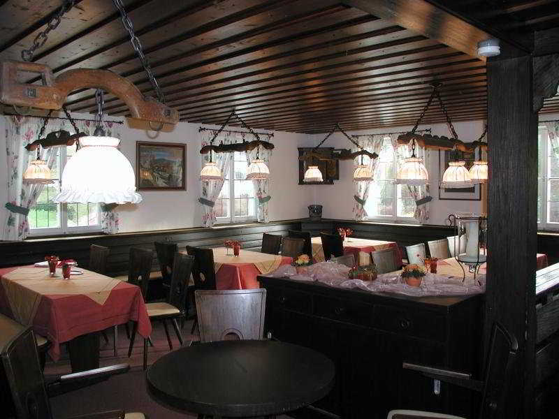Hotel Traube Оффенбург Екстер'єр фото