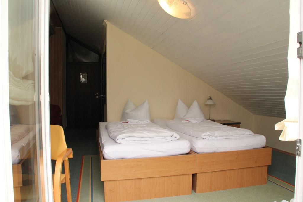 Hotel Traube Оффенбург Екстер'єр фото