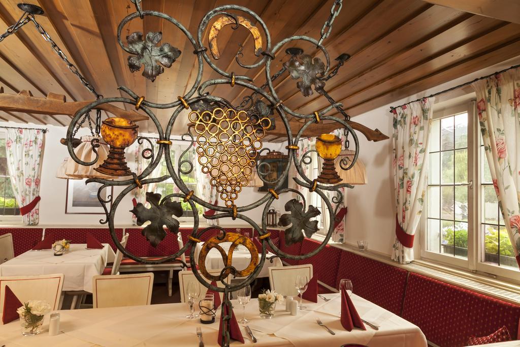 Hotel Traube Оффенбург Екстер'єр фото